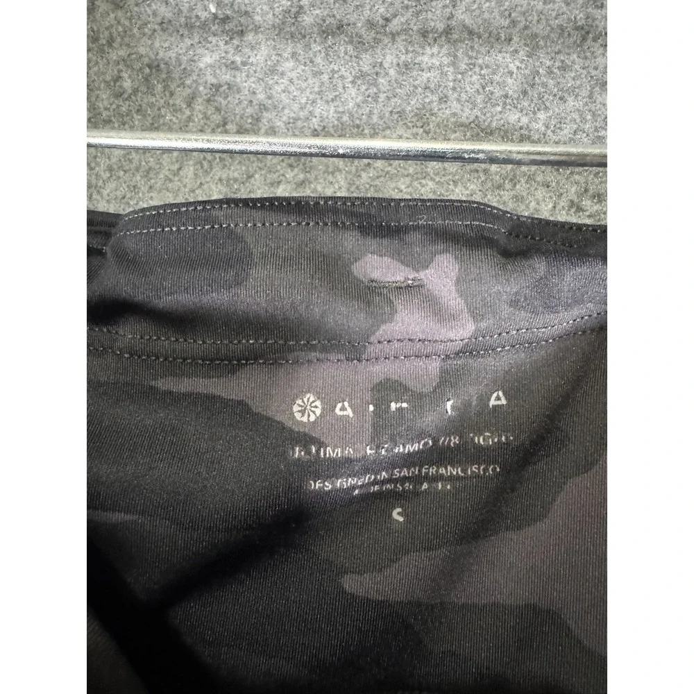 Athleta Ultimate Camo 7/8 Tight Black Camouflage Leggings‎ Pockets 531773 Small
